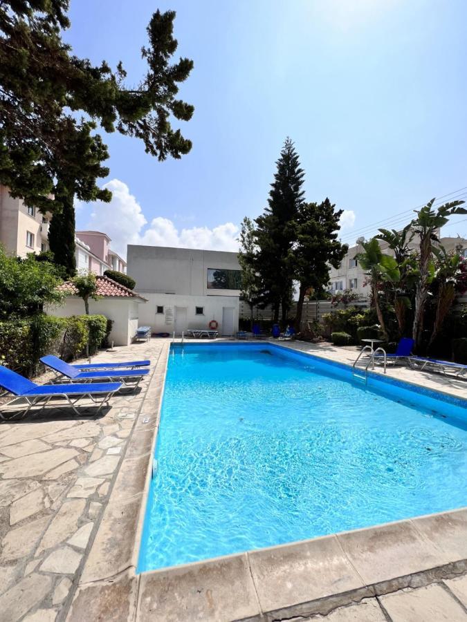 Pafia Sunbeach Townhouse Paphos Exterior photo